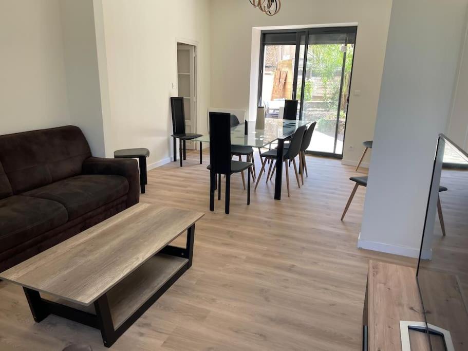 Maison 5 Chambres 3Sdb En Ville Avec Piscine Périgueux المظهر الخارجي الصورة